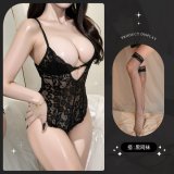 8842 Black + Black Fishnet Stockings