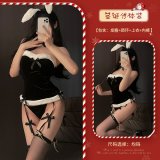 Black (hair accessory + top + choker + underwear)