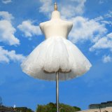 Four layers of white fabric, 35cm.