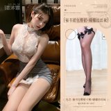 Gray (Secretary's pencil skirt + T-shirt + bow-tie stockings)