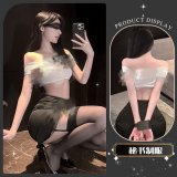 So alluring and seductive! [Secretary's strapless top + short skirt]