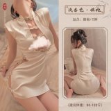 apricot color + stockings