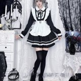 Long-sleeved suit + black knee-high socks