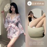 Light pink suit + white open-crotch socks