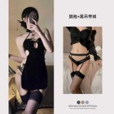 Plum blossom cheongsam + black suspender stockings