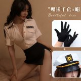 Female police officer + white hat + gloves