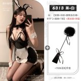 Bunny-eared maid (with stockings) + feather patter (black)