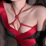 Individually tied rope garment