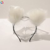Model's headband - white