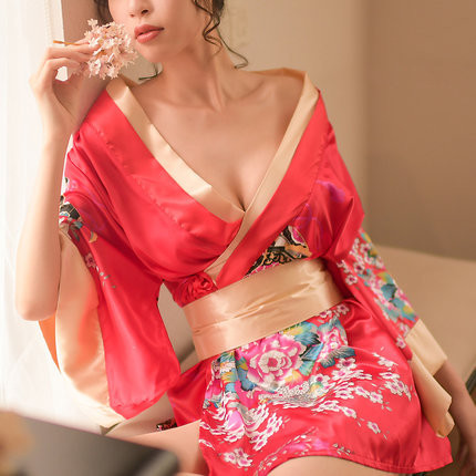 Stacy Japanese geisha style leakage nipple cross collar printed short kimono nightgown