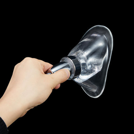 Rogge strong earthquake stirs up the mammary gland with a suction device