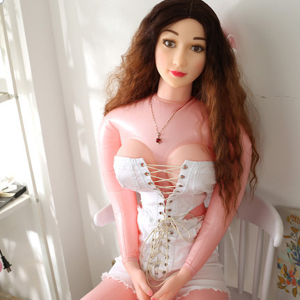 Seductive mature young woman, stunning voice, hair transplant inflatable doll