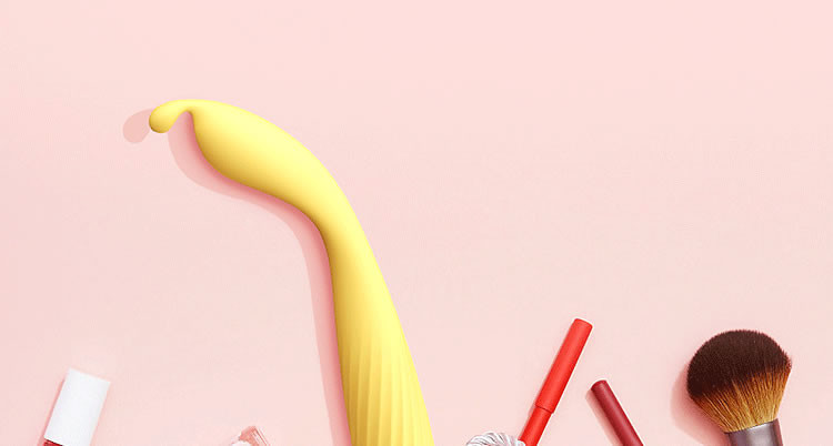Shy and shy, trendy pen giant Pro