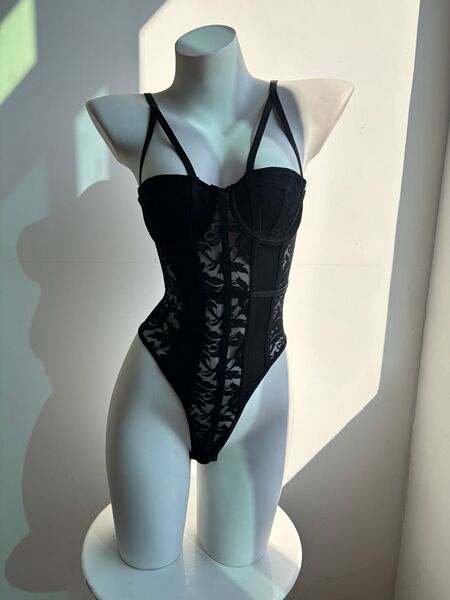 Sexy Backless Lace Bodysuit - Sheer Mesh & Lace Bodycon Shapewear Lingerie for Women - black