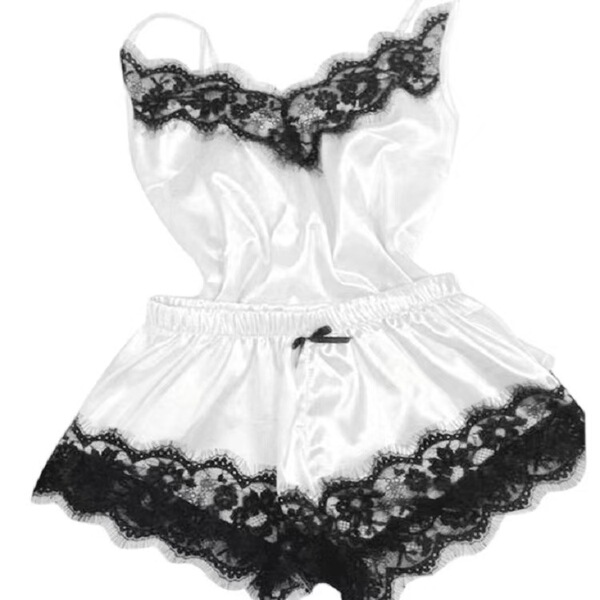Amazon Ice Silk Women's Summer Sleepwear Set – Sexy Lace Cami & Shorts Two-Piece Outfit - White