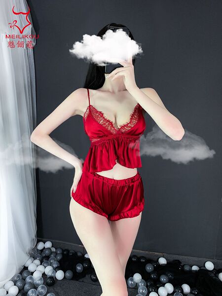 Sexy Lace Sleepwear Set for Women – Breathable Ice Silk Bedroom Lingerie Outfit, Comfortable & Alluring Nightwear - red