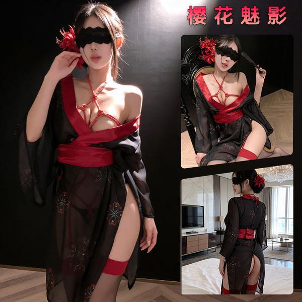 Japanese kimono print black sleepwear set featuring sexy design with red accents, perfect for y2k style allure.