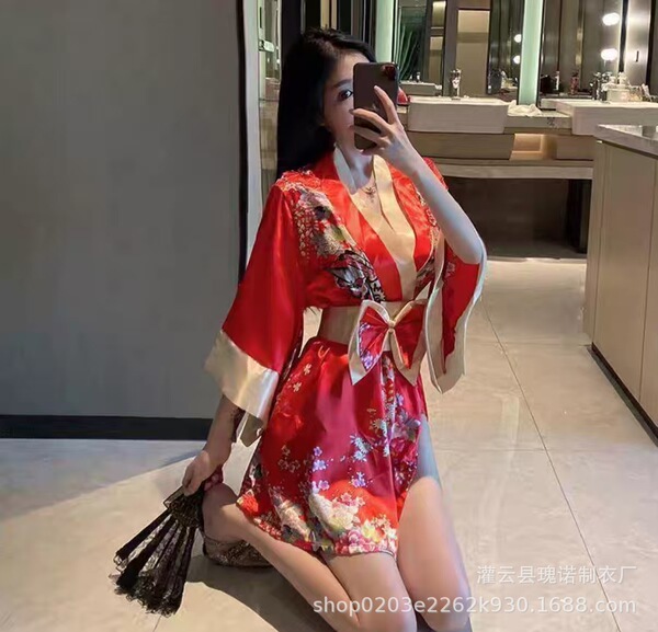 Plus Size Seductive Geisha Lingerie Set - Japanese Kimono-Inspired Low-Neck Erotic Costume for Women - red