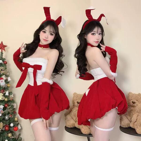 Sexy christmas sweet-spicy bralette set featuring red santa hat and bow neckline, perfect festive lingerie outfit.