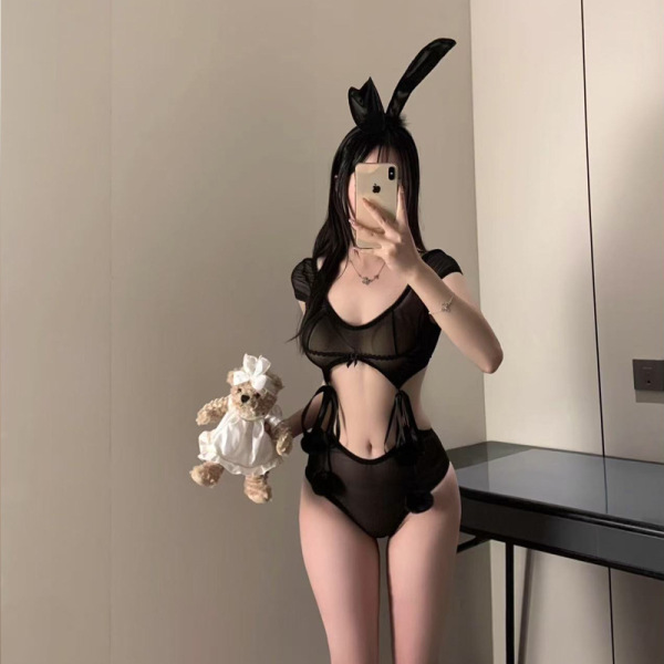 Rabbit-Themed Sexy Lingerie Set - Cute & Sophisticated Pure-Yu Style Outfit for Date Night - Black (bodysuit + headband)