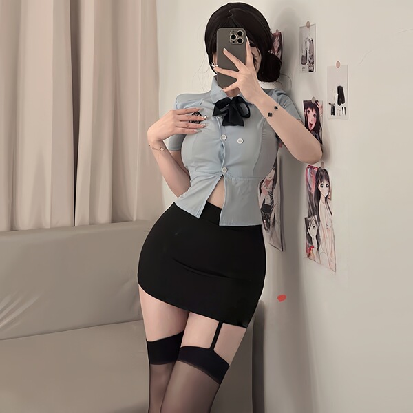 Plus Size Sexy Police Uniform Costume for Women - Role Play Outfit with Skirt & Blouse Set - Top + short skirt + underwear + bow tie + black open-crotch stockings