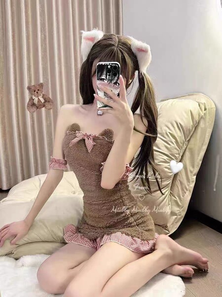 Fluffy Backless Lingerie Set - Kitten Cosplay Maid Outfit, Sexy Pure-Yet-Seductive Role Play Costume for Women - Brown Set (2 bracelets + neckband)