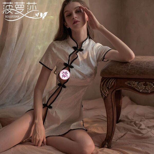 A woman poses elegantly wearing a chinese-style split-qipao lingerie set, featuring a seductive open-crotch design and vintag...