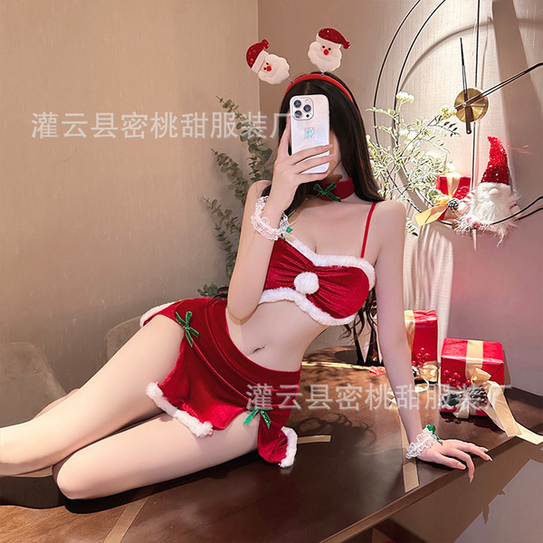 Sexy santa role play costume in red for holiday & new year eve, christmas lingerie set