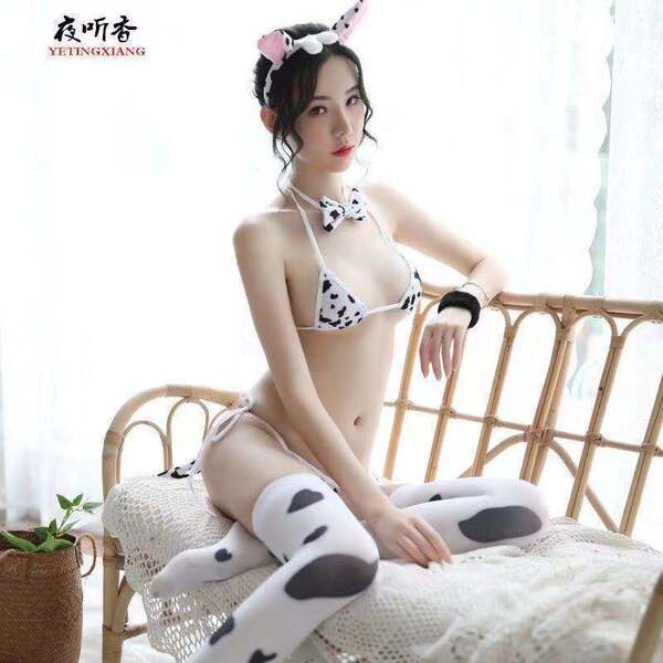 Qingran Premium Cow-Themed Lingerie Set - Sexy & Playful 3-Piece Role Play Outfit for Adults - Picture Set + Cow Socks
