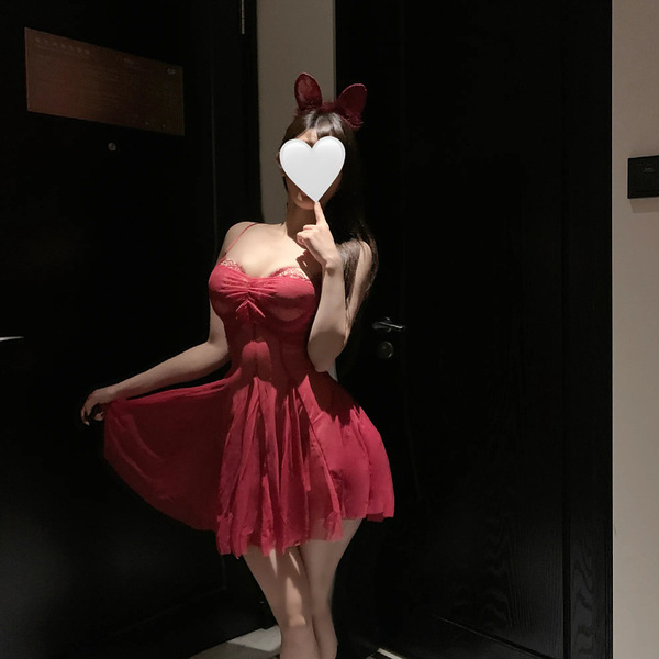 Elegant sheer lace sleep dress with heart-shaped face mask, perfect for small bust women seeking sexy lounge wear.