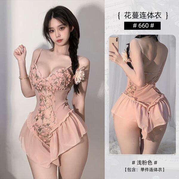 Plus Size Deep V Lace Bodysuit with Built-in Pads - Sexy Floral Open-Crotch Sleepwear for Women - Floral nightgown