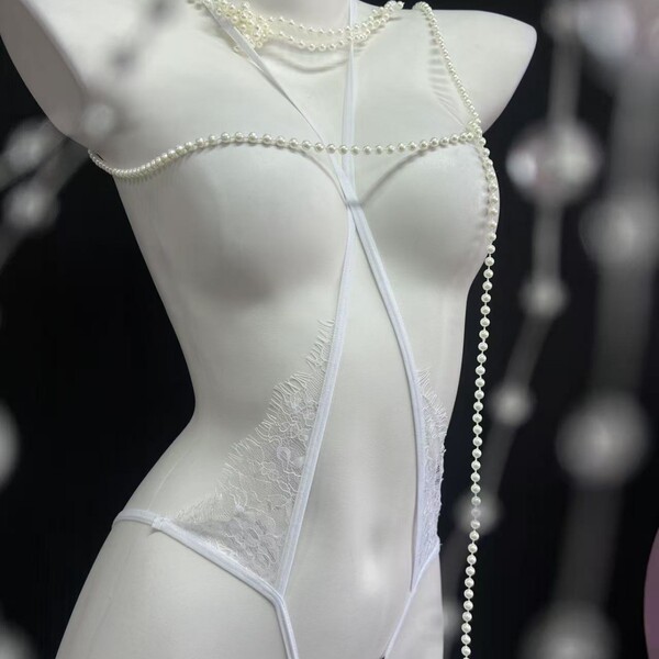 French-style lace mesh bikini panties for women, sheer cross-strap design with cotton crotch, sexy lingerie.