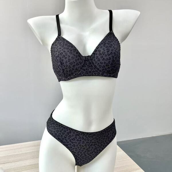 2024 Summer Floral Lace Lingerie Set – Wire-Bra Knit Sexy Two-Piece Outfit, European Style - Gray heart