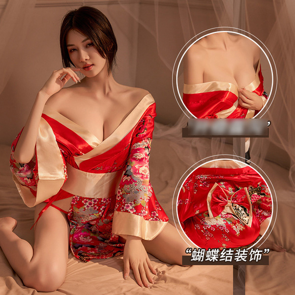 Japanese kimono lingerie set featuring floral print, elegant design with detail, perfect for saunas and photo shoots.