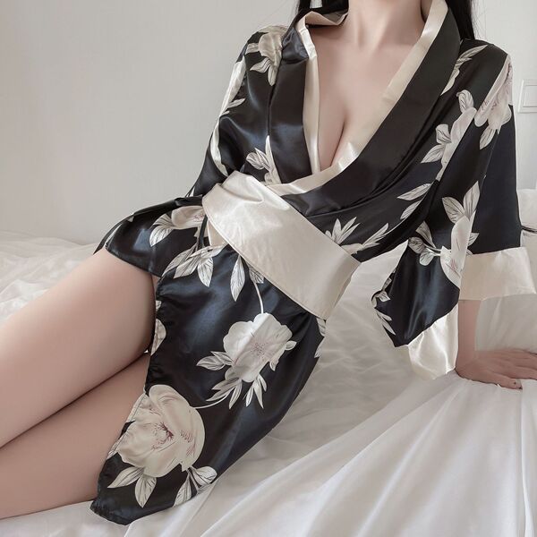 Sexy floral design japanese kimono lingerie set, elegant satin fabric with intricate patterns, perfect for role play and cosp...