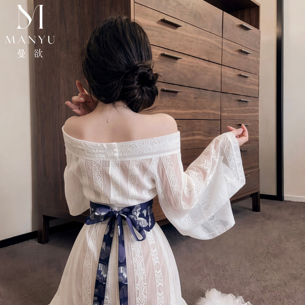 Vintage chinese palace style lingerie set - sheer hanfu-inspired long train robe & kimono outfit, elegant design with intrica...