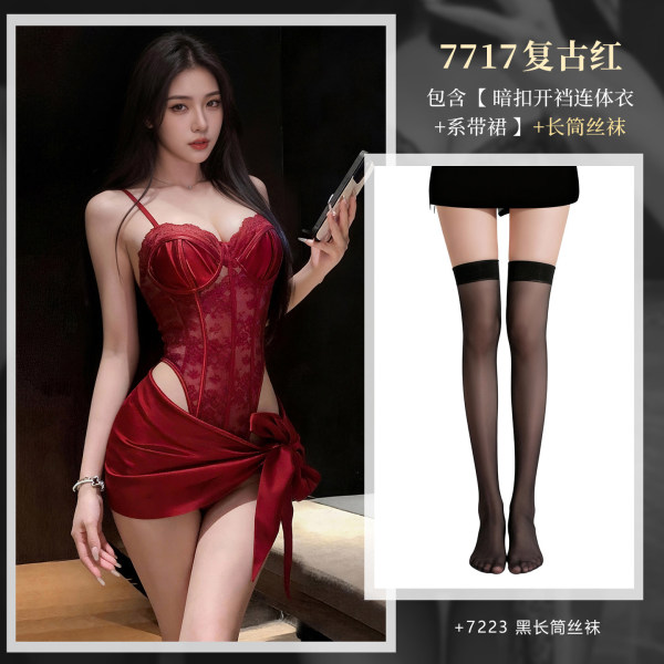 QQNY Pure Allure Sleepwear Set - Elegant Sensual Lingerie for Women, Luxury Bedroom Wear - Retro red and black stockings