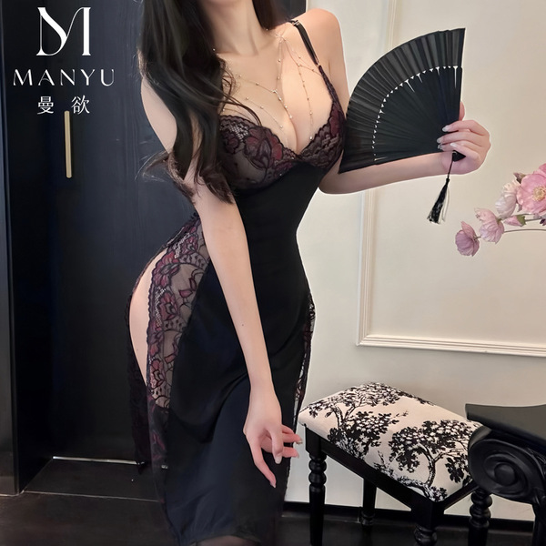 Manyu lace babydoll set - elegant black dress with lace detailing, delicate design, perfect for evening wear.