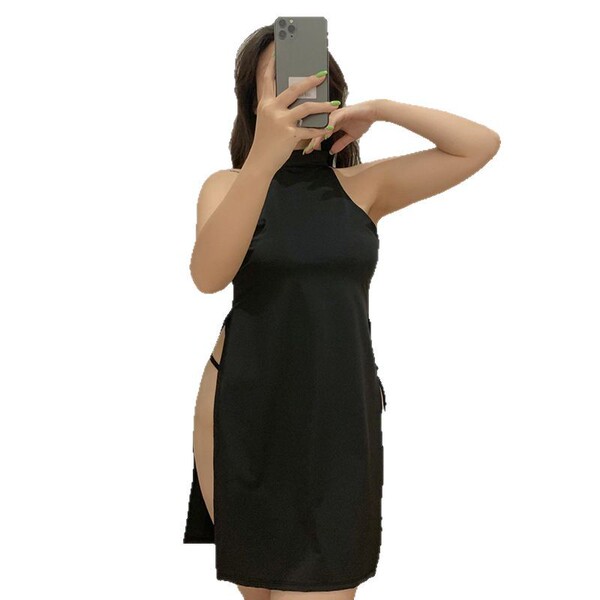 Sexy black dress with high neck and side slit, perfect for plus-size women seeking comfort and elegance in sleepwear.