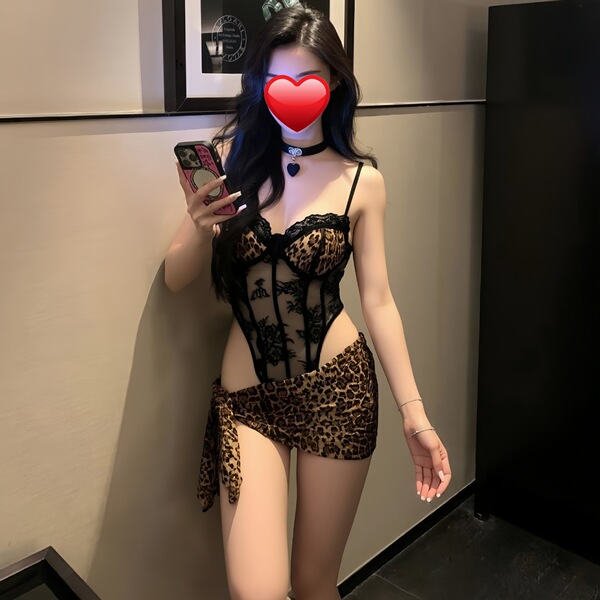 Sexy leopard print bodysuit with lace details and underwire, perfect for plus-size women seeking bold and elegant design.
