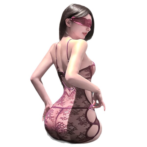 Woman wearing qingshe minimalist seductive lace bra set, elegant wire-free lingerie with alluring charm and floral details.