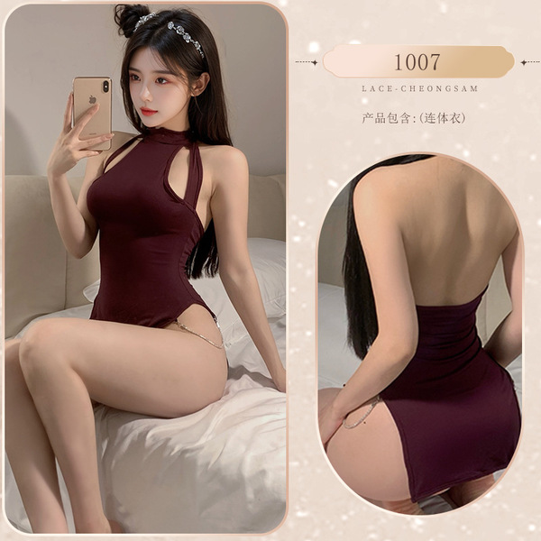 Sexy retro qipao lingerie set, seductive sleepwear with lace detail, perfect for intimate moments and role play.