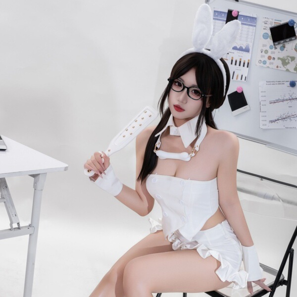 Sensual modest bunny girl outfit - pure & tempting womens crop top corset set, sexy sleepwear costume