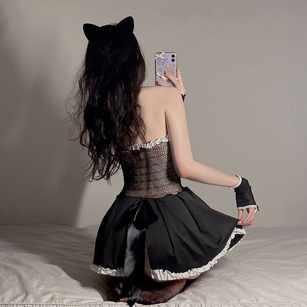 Sexy maid costume for women featuring a small-bust lingerie set, naughty cat-themed sleepwear, and bedroom play outfit with c...