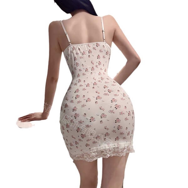 Sexy sleeveless bodycon cami dress with floral pattern and lace trim, perfect for summer sleepwear.