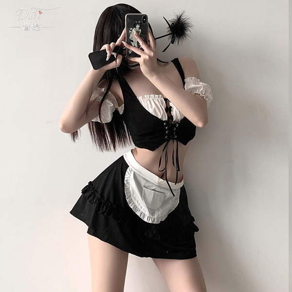 Sexy maid costume for women featuring a black and white outfit with lace details, perfect for cosplay or evening wear.