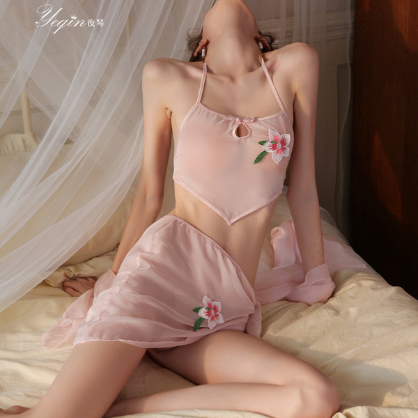 Seductive yeqin roleplay lingerie set featuring a delicate floral bodice bra paired with a matching skirt, perfect for adult-...