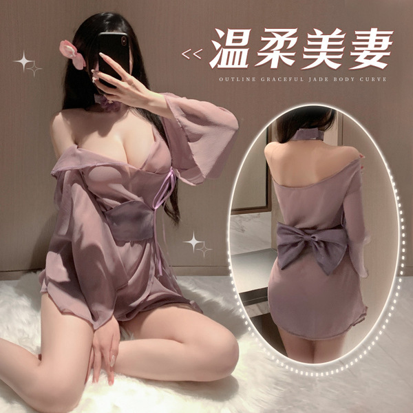 Elegant kimono-style sleep dress with wide sleeves, seductive design for women, perfect for nighttime comfort and style.