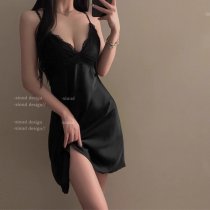 Sexy Lace Slip Nightgown with Deep V-Neck & Bow Detail – Autumn Romantic Sleepwear Set