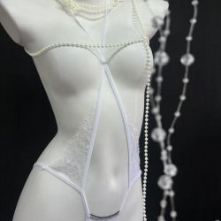 French-Style Lace Mesh Bikini Panties for Women – Sheer Cross-Strap Cotton-Crotch Sexy Lingerie